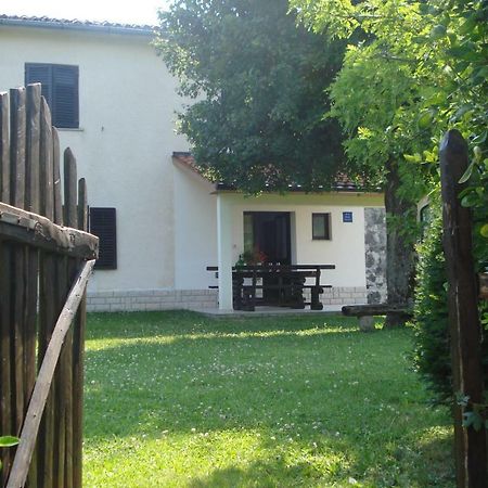 Apartmani Aldo Roč المظهر الخارجي الصورة