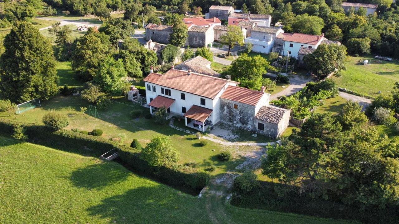 Apartmani Aldo Roč المظهر الخارجي الصورة